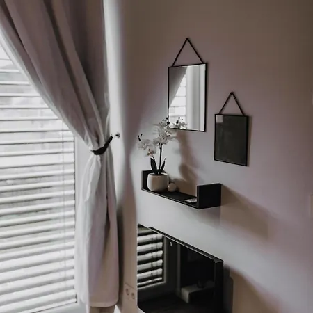 Mavie & Whirlpool Apartament